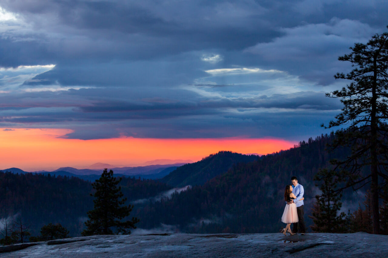 adventurous engagement photos colorado