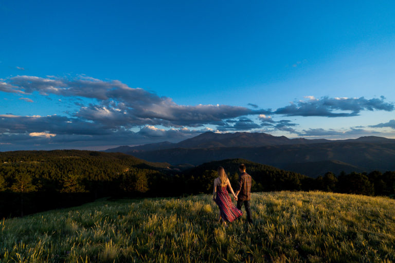 colorado springs engagement photos pikes peak