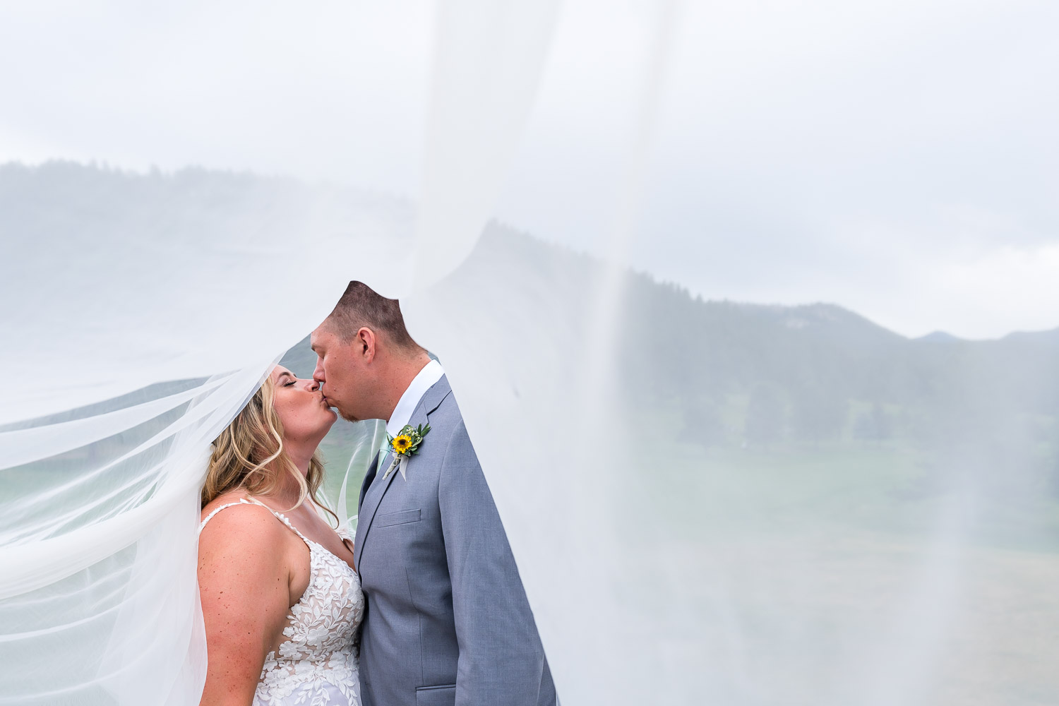 Getting Married at the Lake House Evergreen Colorado Wedding